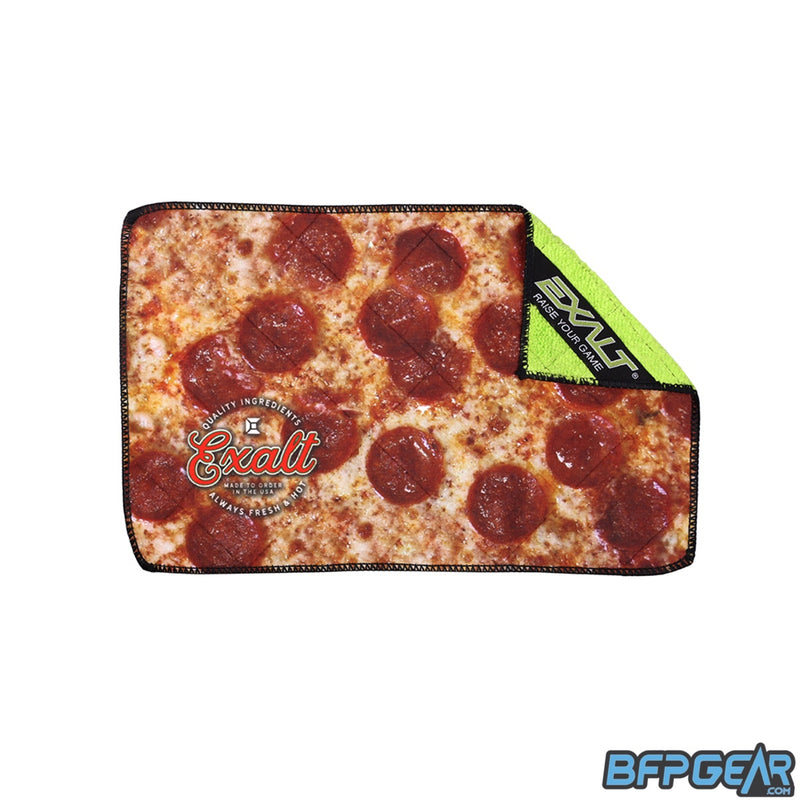 The Exalt Microfiber Player cloth in the Pizza style.