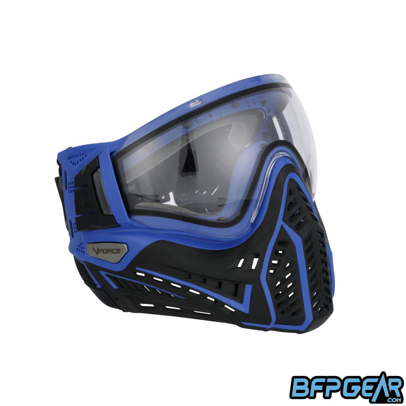 Right facing angled shot of the Profiler 2.0 in black and blue. The upgraded ventilation goes along side the goggle, from the cheek to the ear.