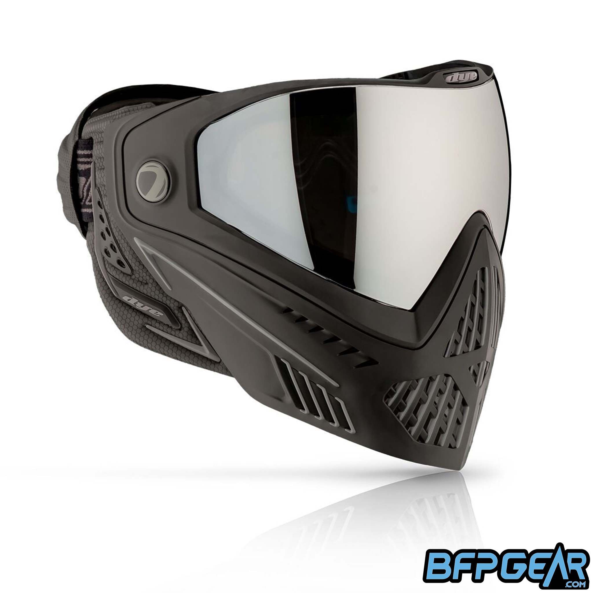 The DYE i5 goggle system in the Onyx 2.0 pattern.