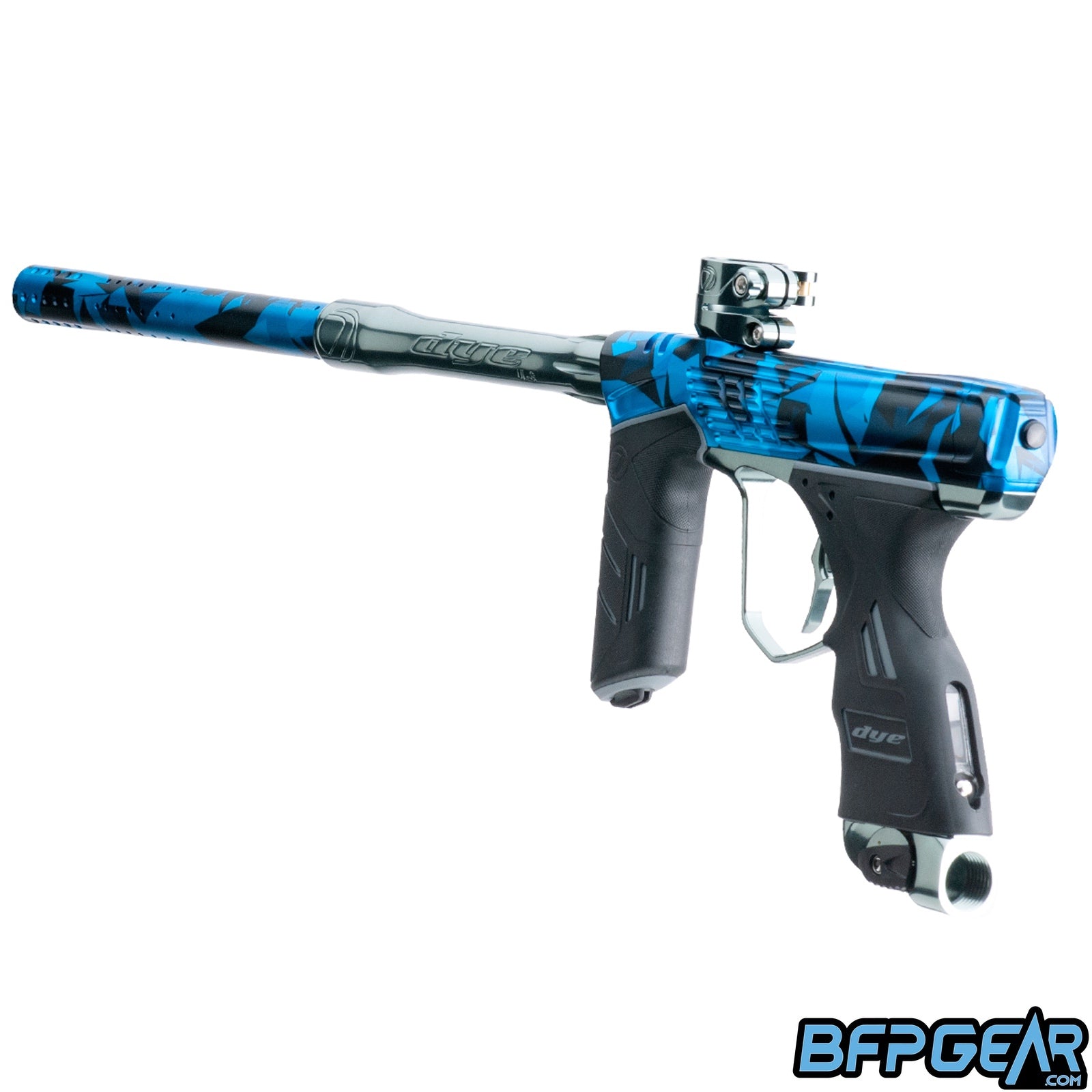 The Dye DSR+ Icon in the Shattered Cyan PGA color way.