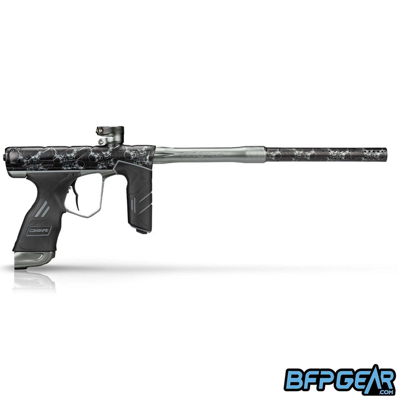 The DSR Pro in the Sandana Flying Skulls Grey PGA color way, facing the right.