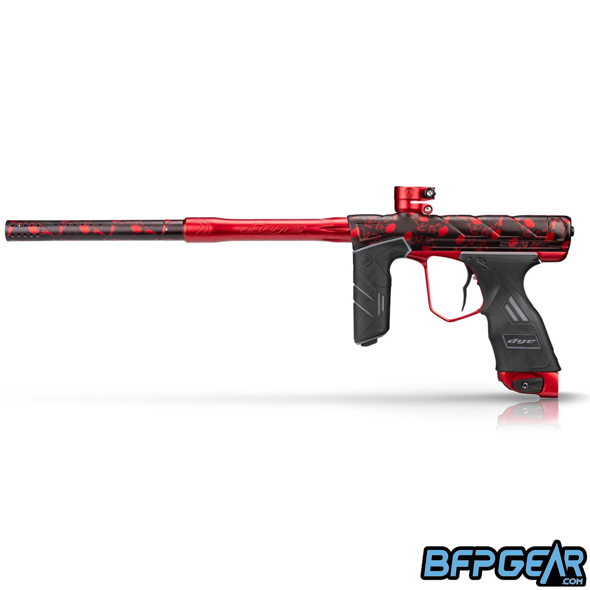 The DSR Pro in the Sandana Flying Skulls Red PGA color way, facing the left.