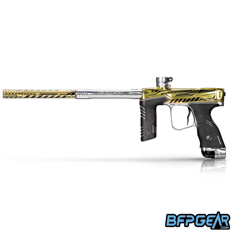 The Dye MXR in the Cyber PGA pattern. Gloss gold and silver with a symmetrical cyberpunk style.