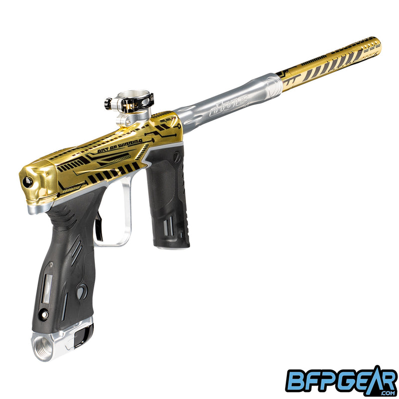 The Dye MXR in the Cyber PGA pattern. Gloss gold and silver with a symmetrical cyberpunk style.