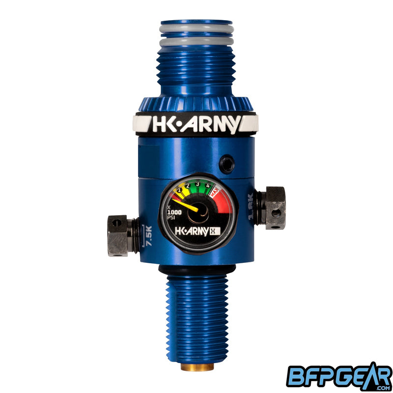 The HP8 regulator in blue. Comes with a color coded air gauge. 