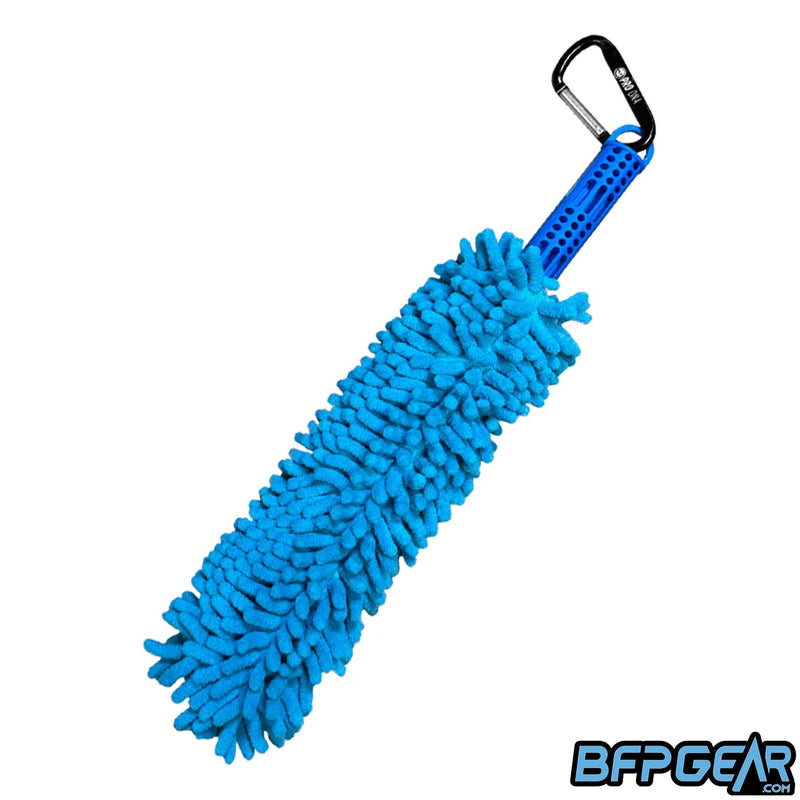 The Infamous PRO DNA Pod swab in blue. Each of these pod swabs come with a carabiner.