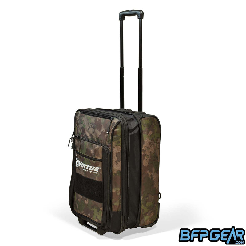 All mid roller gear bags come with an expandable handle.