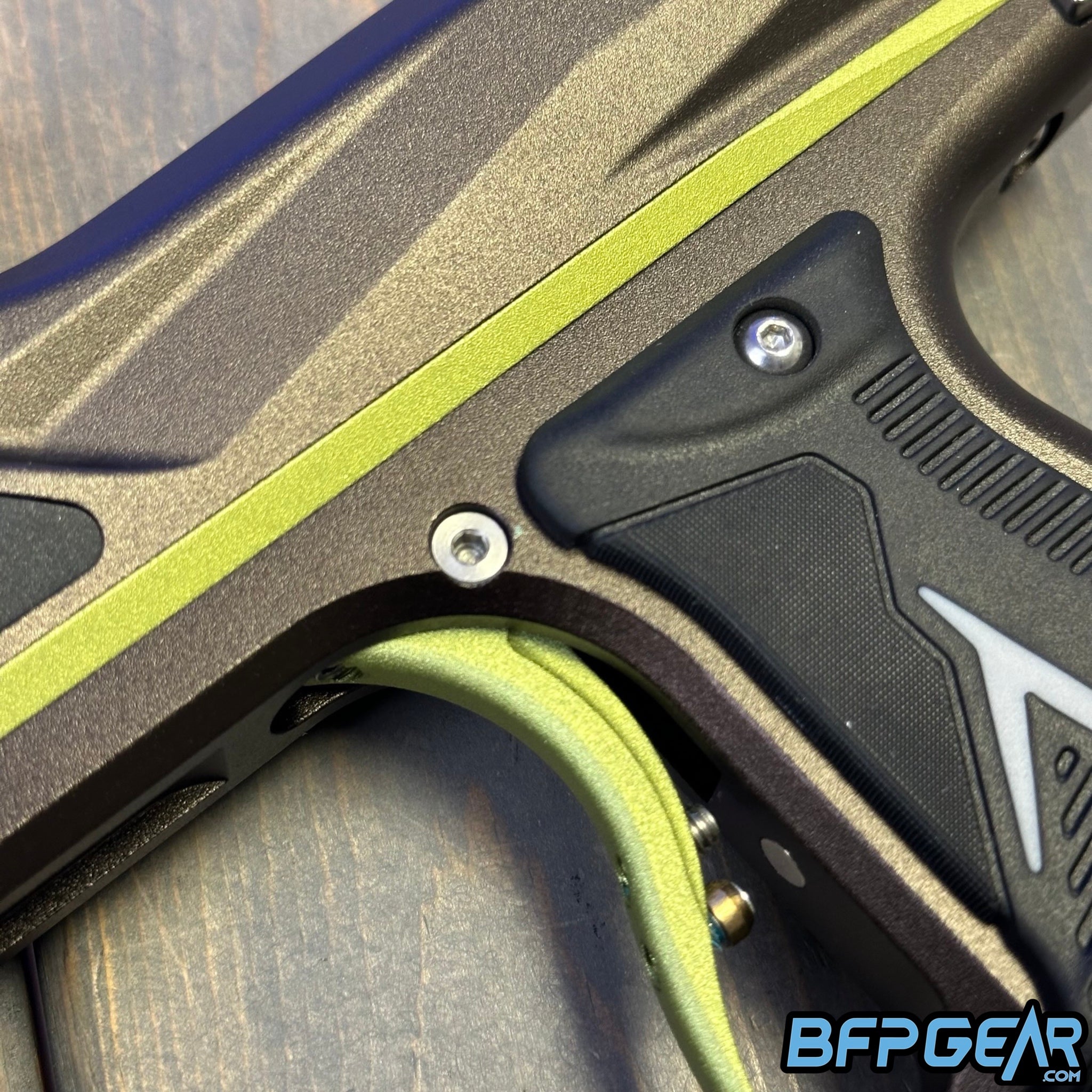 Used Empire Axe 2.0 - Brown / Lime
