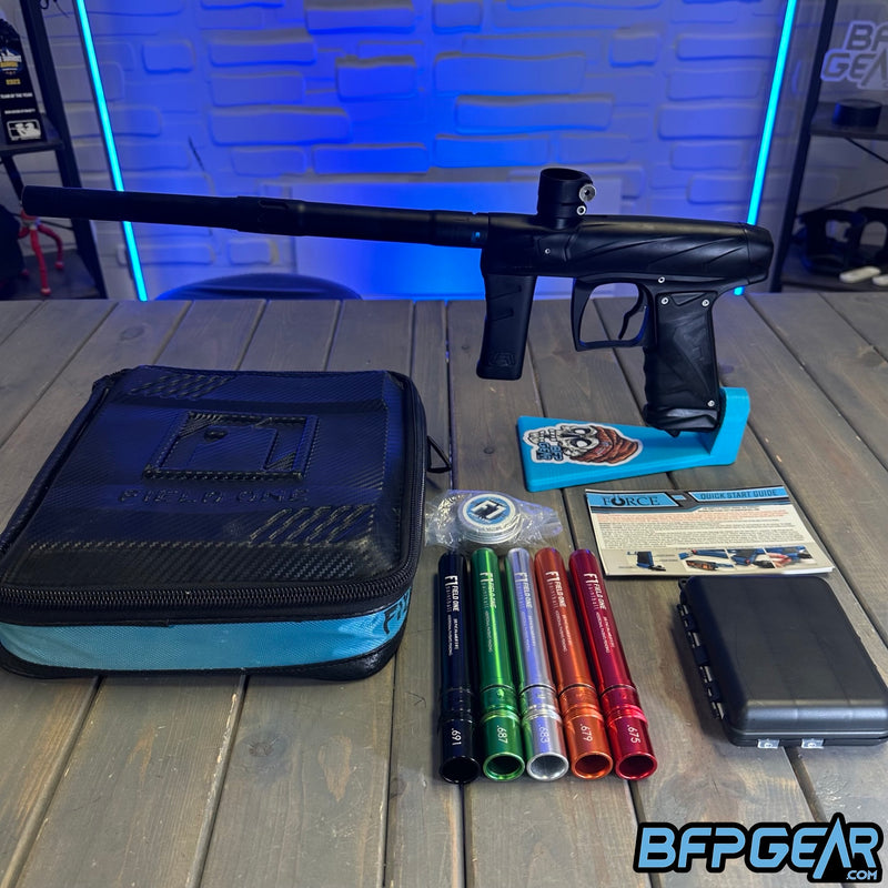 Used Field One Force V2 - Dust Black