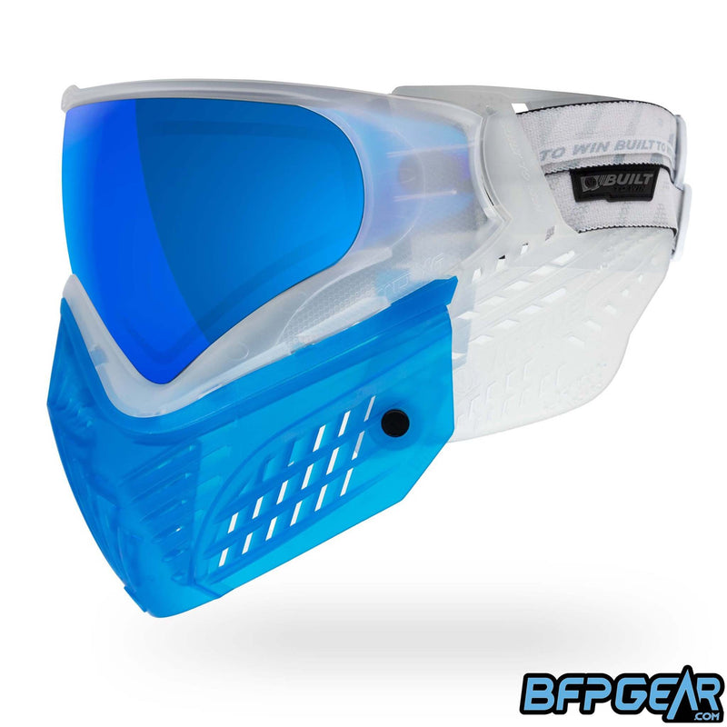 A custom color way of the Vio X6 Clear Ice goggle system. Blue Extend faceplate with clear soft ears.