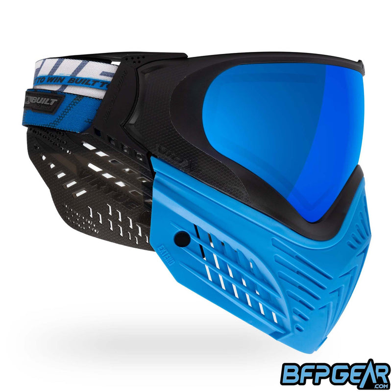 A custom color way of the Vio X6 Black Ice goggle system. Blue Extended faceplate with smoke soft ears.