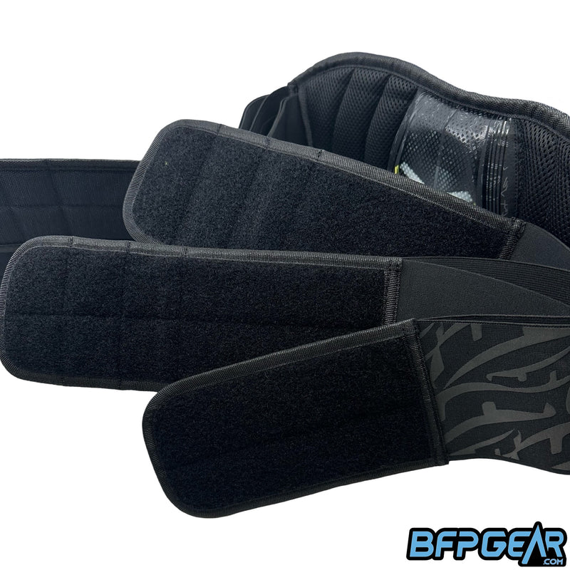 The JT Swift Harness uses 6 velcro belt straps instead of the traditional 4. This provides a tighter and more secure fit.