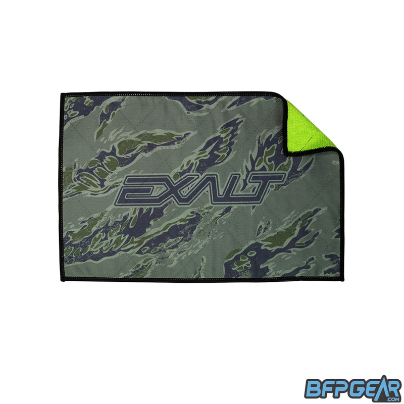 The Exalt Microfiber Player cloth in the Disruptive Camo style